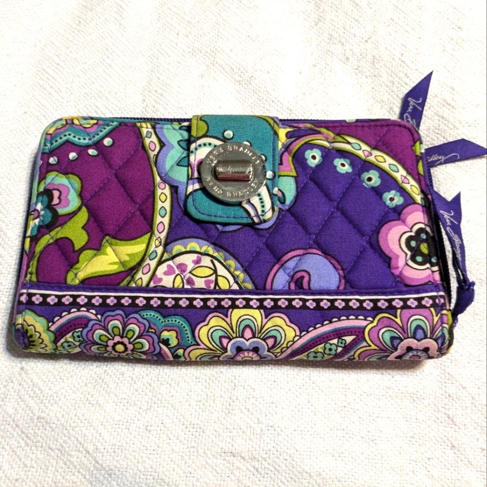 Vera Bradley Turn lock wallet in Heather